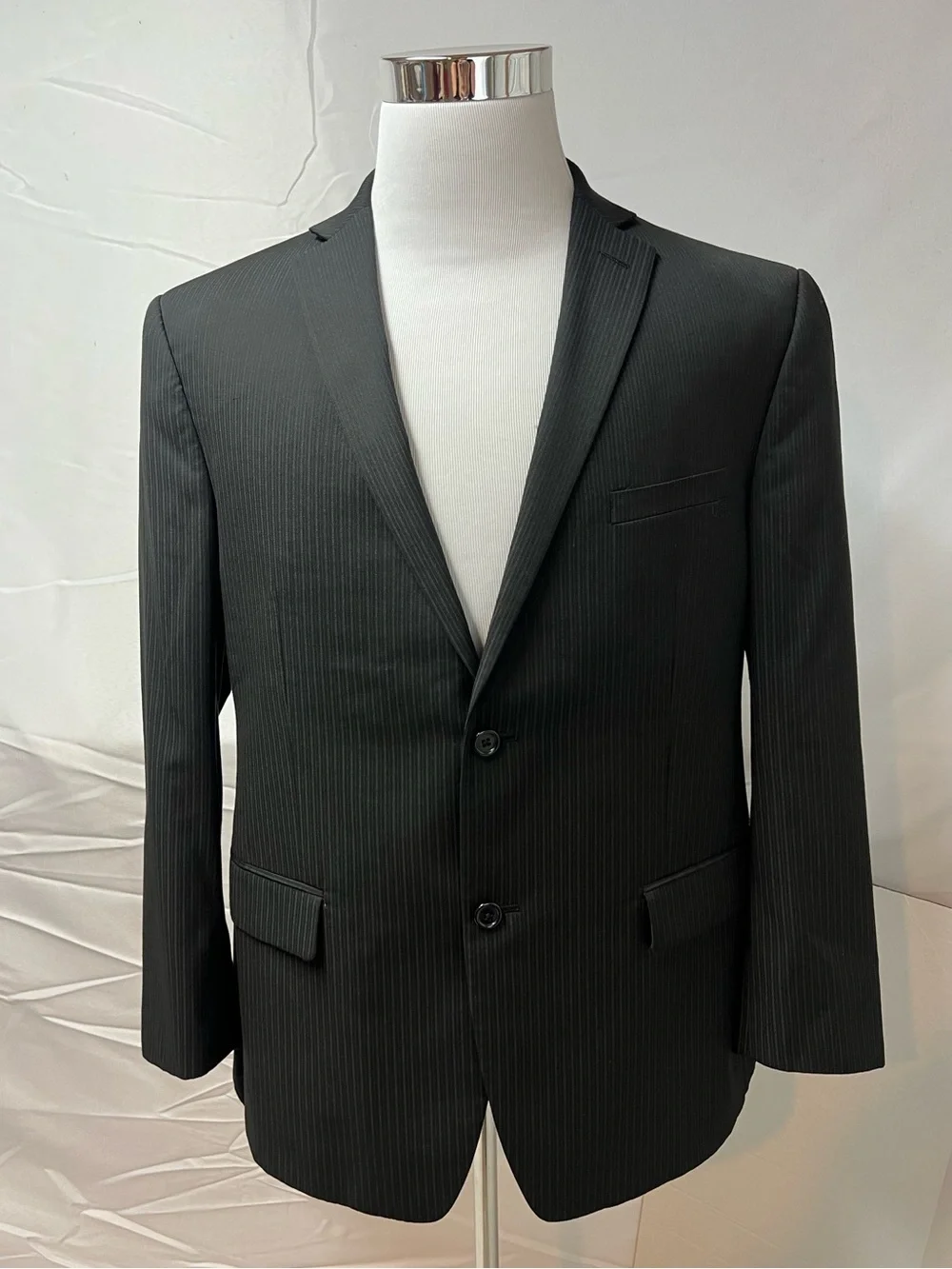 Joseph Abboud Men's 44S Blazer Jacket 38x27 Pants Black Pinstripe Suit